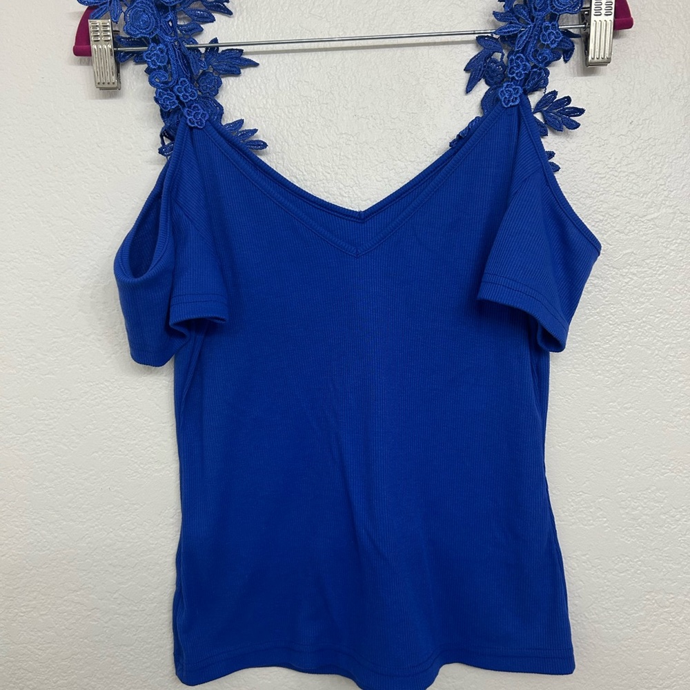 Blue Floral Strap Women's Top Size Medium
